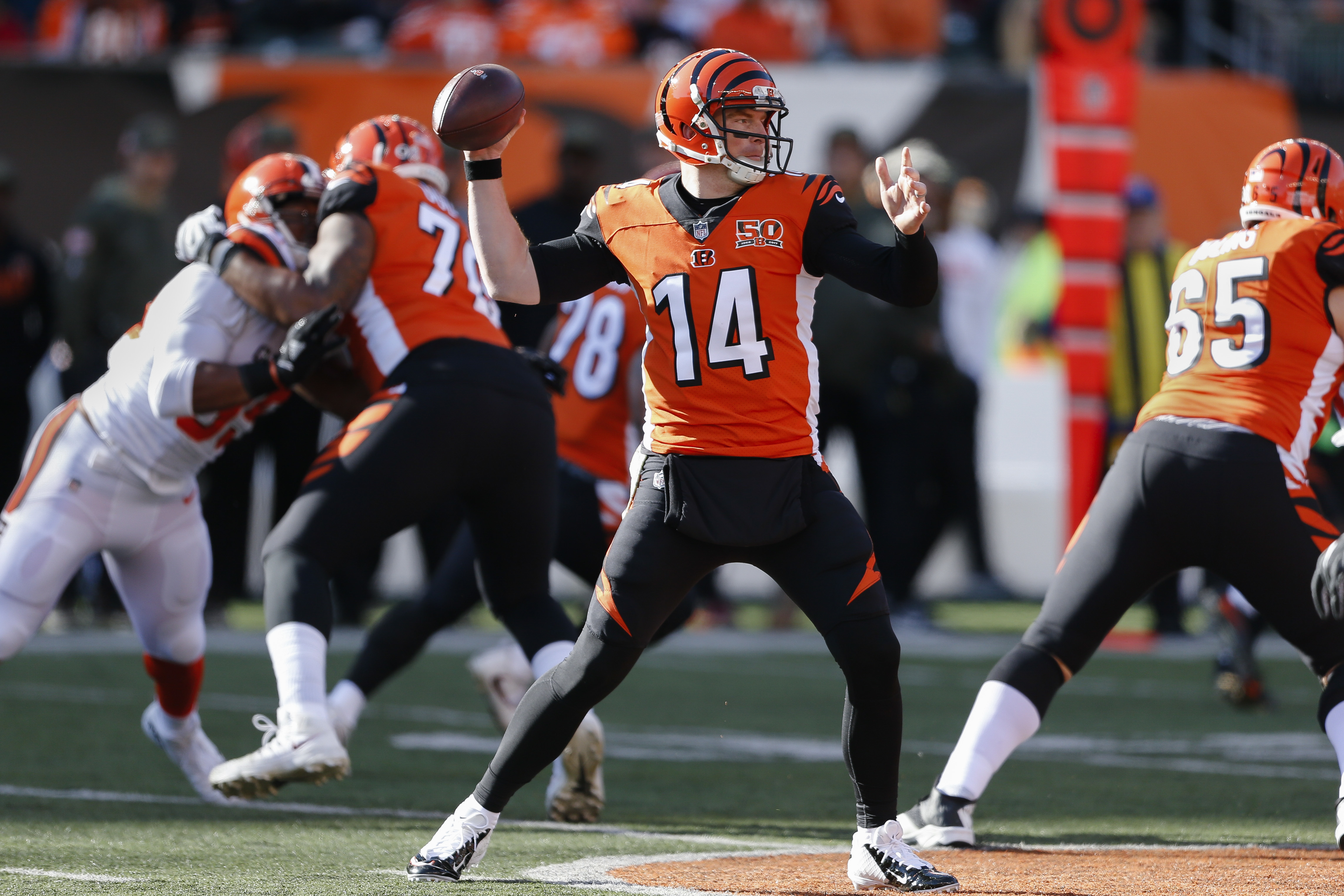 Mixon runs for 114, Bengals beat winless Browns 30-16 | WSYX