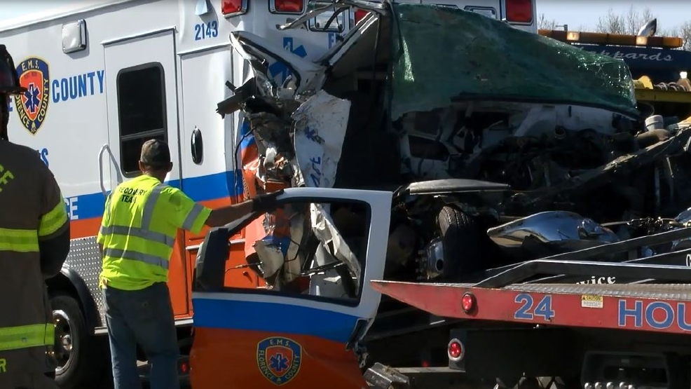 Driver involved in crash with Florence EMS charged with felony DUI WPDE