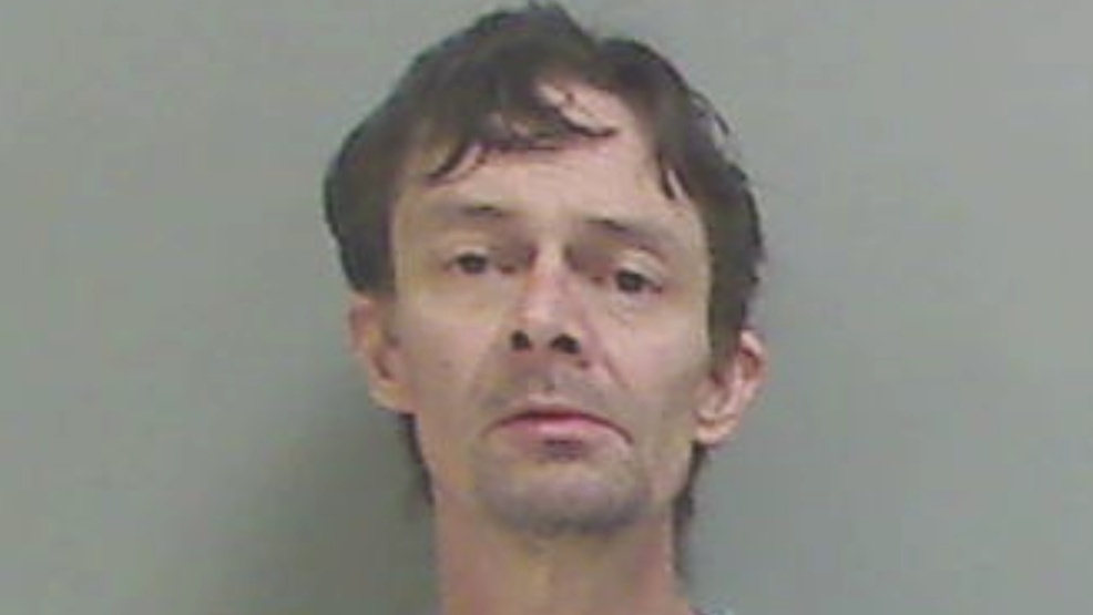 Homes evacuated, man charged after explosives found at his Skowhegan