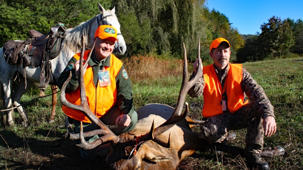 Tennessee hunter pays 9,000 for 2016 elk hunting permit WTVC