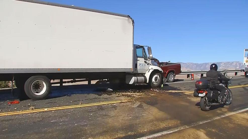 1 dead in crash on Hwy 178 near Paradise Cove KBAK