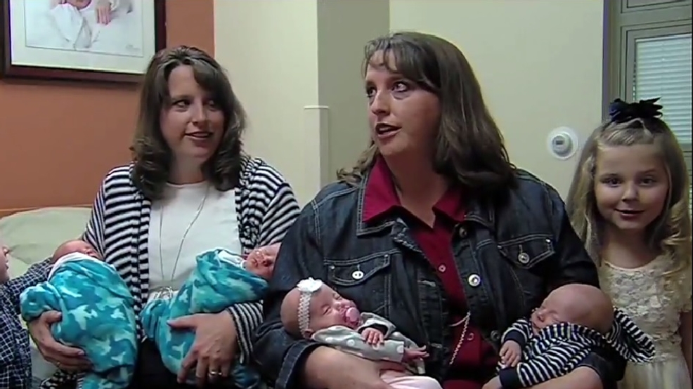 Identical Twin Moms Give Birth To 2 Sets Of Twins Again Komo