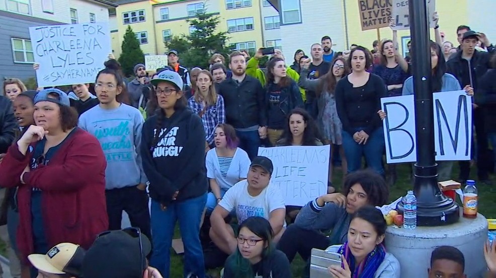 Charleena Lyles protest KOMO 80.jpg Charleena Lyles protest KOMO 80.jpg