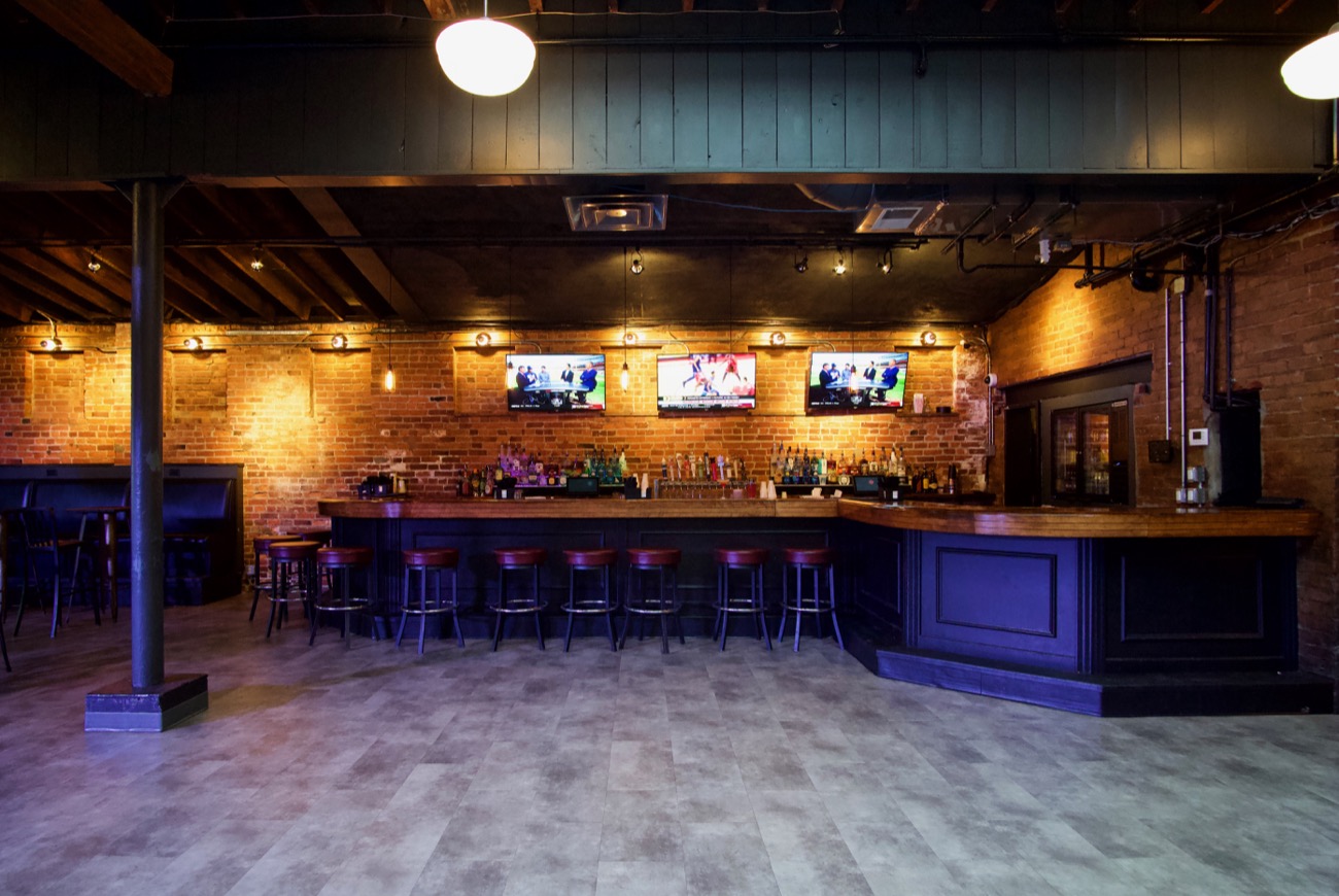 Top Cats' Return to Short Vine Is Something to Sing About Cincinnati