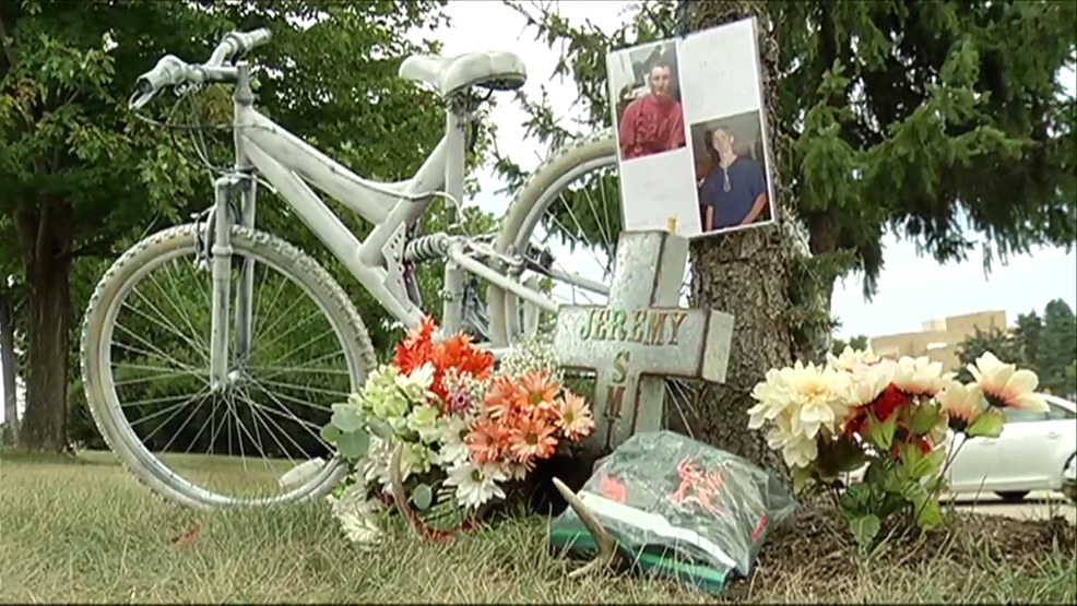 Suspect in bicyclecar crash fatal charged with moving violation