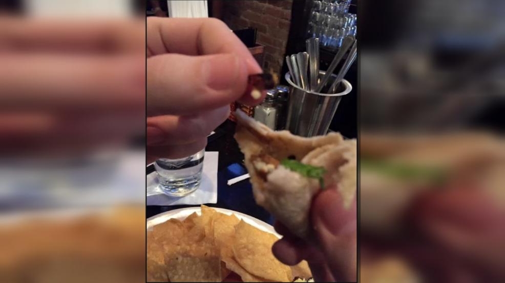 Diner Finds Sharp Object In His Tacos Wsyx