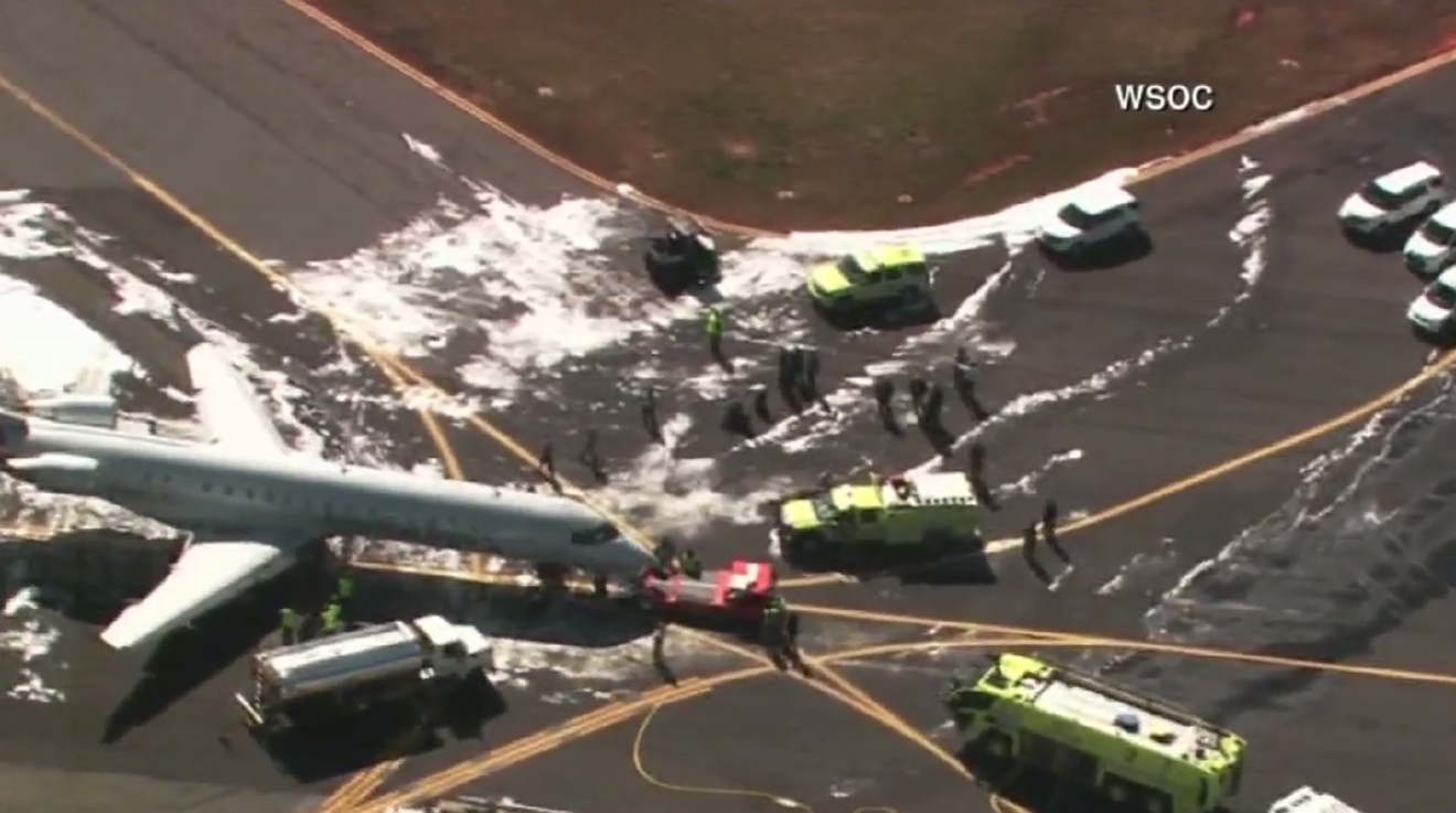 Plane strikes deer on runway during takeoff from North Carolina airport WTTE