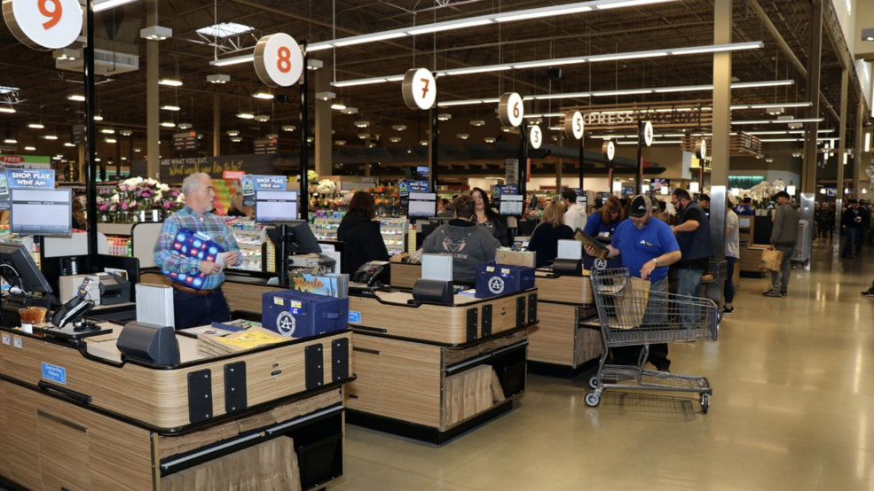 albertsons-offers-employees-family-temporary-work-company-wide-2