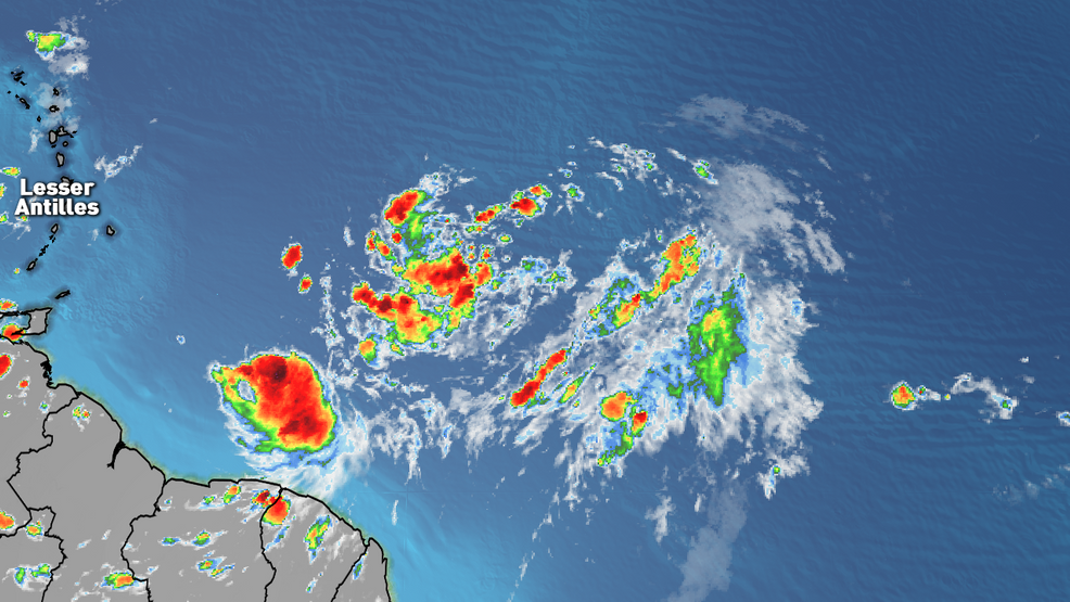 Large Tropical Wave in the Atlantic likely to develop WPDE