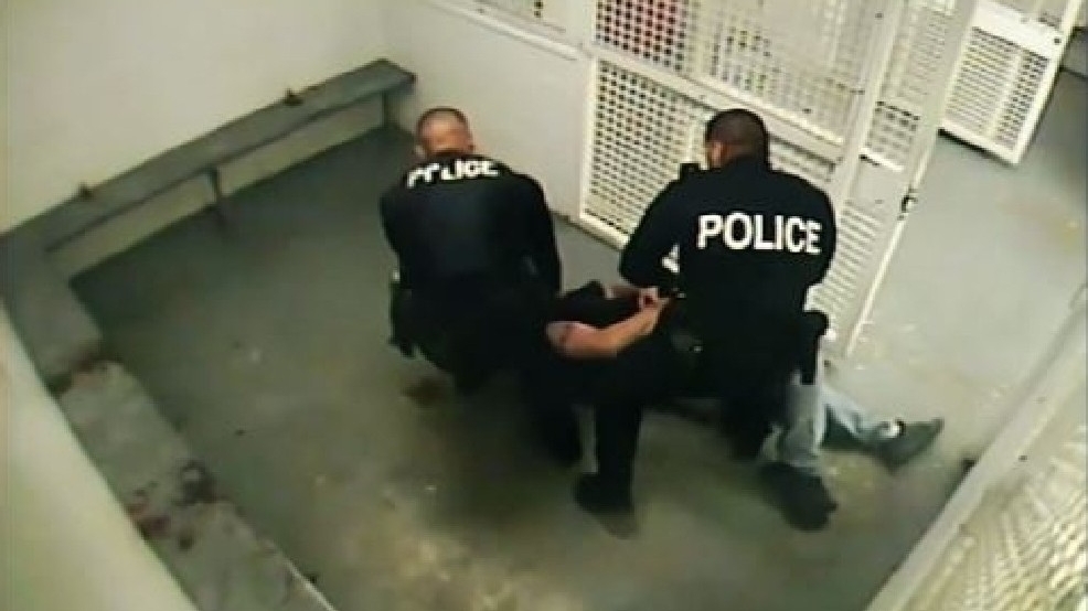 Charges dropped against officers accused of beating Las Cruces inmate