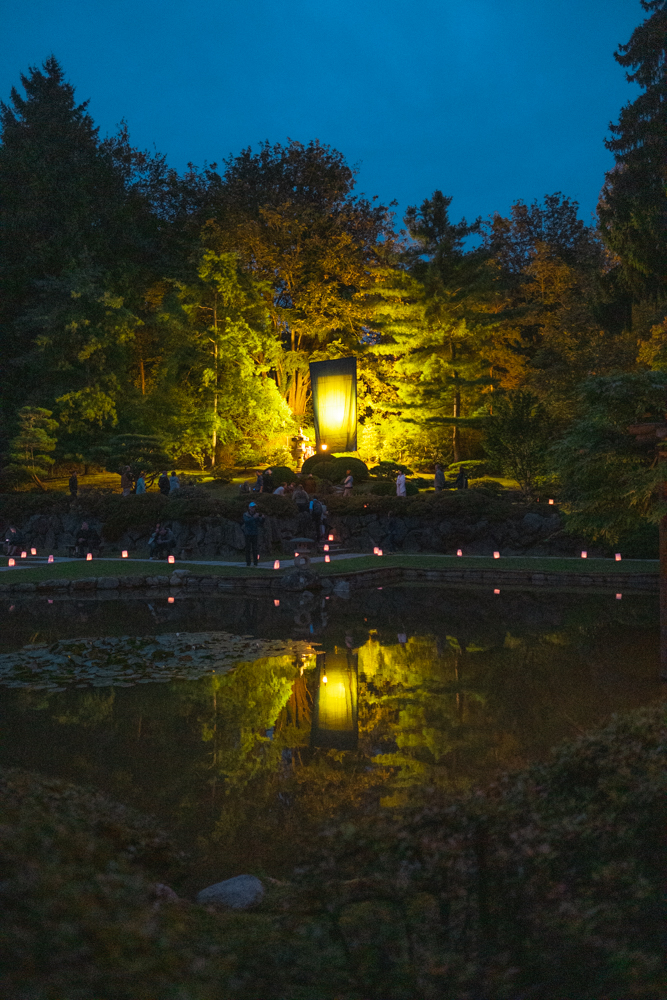 Photos Incredible Views At Seattle Japanese Garden s Sold out Moon