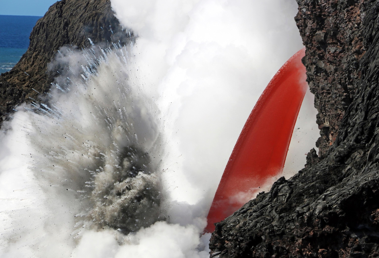 Massive Lava Stream Exploding Into Ocean In Hawaii Kutv