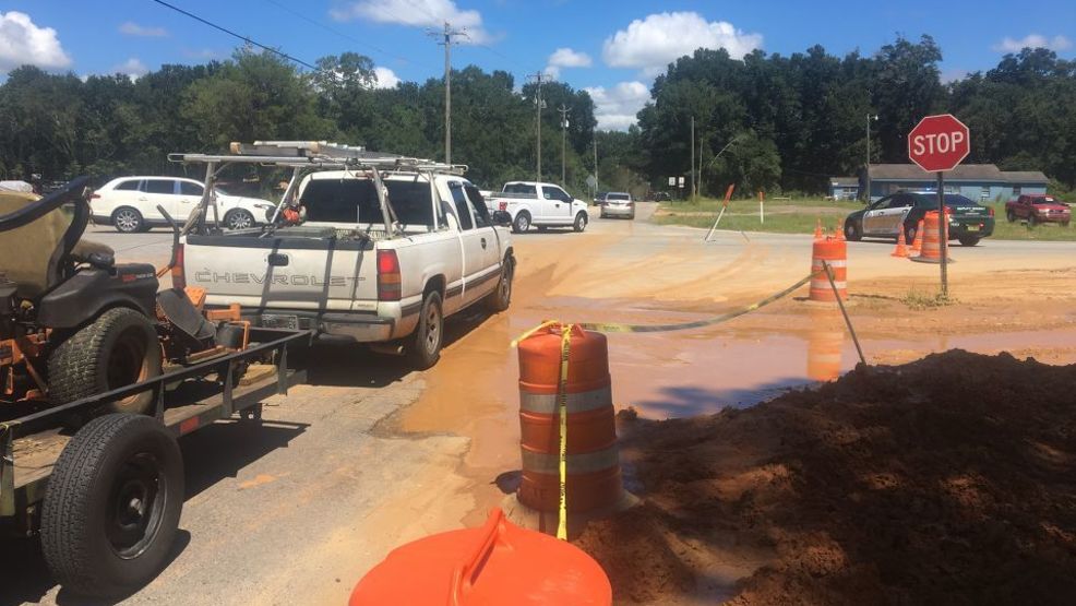 Gas line break forces temporary road closures on Nine Mile Road WEAR
