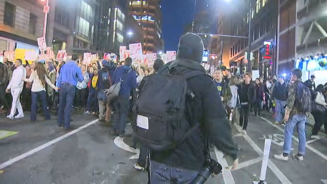 Hundreds Take To Seattle Streets To Protest Trump's Election | KOMO