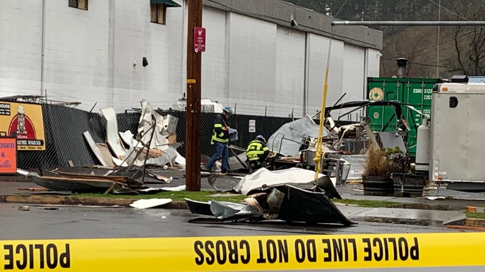 Explosion reported at Buck Buck Food Cart in Eugene KVAL