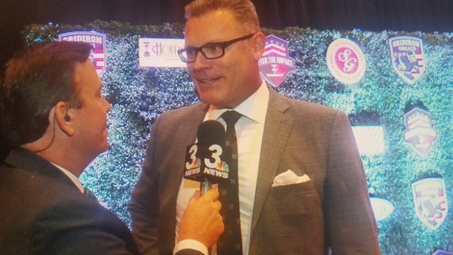 Full Sportscast: Mike Ditka & Gridiron greats return for amazing night at Red Rock Casino