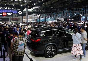 China's auto show highlights electric ambitions